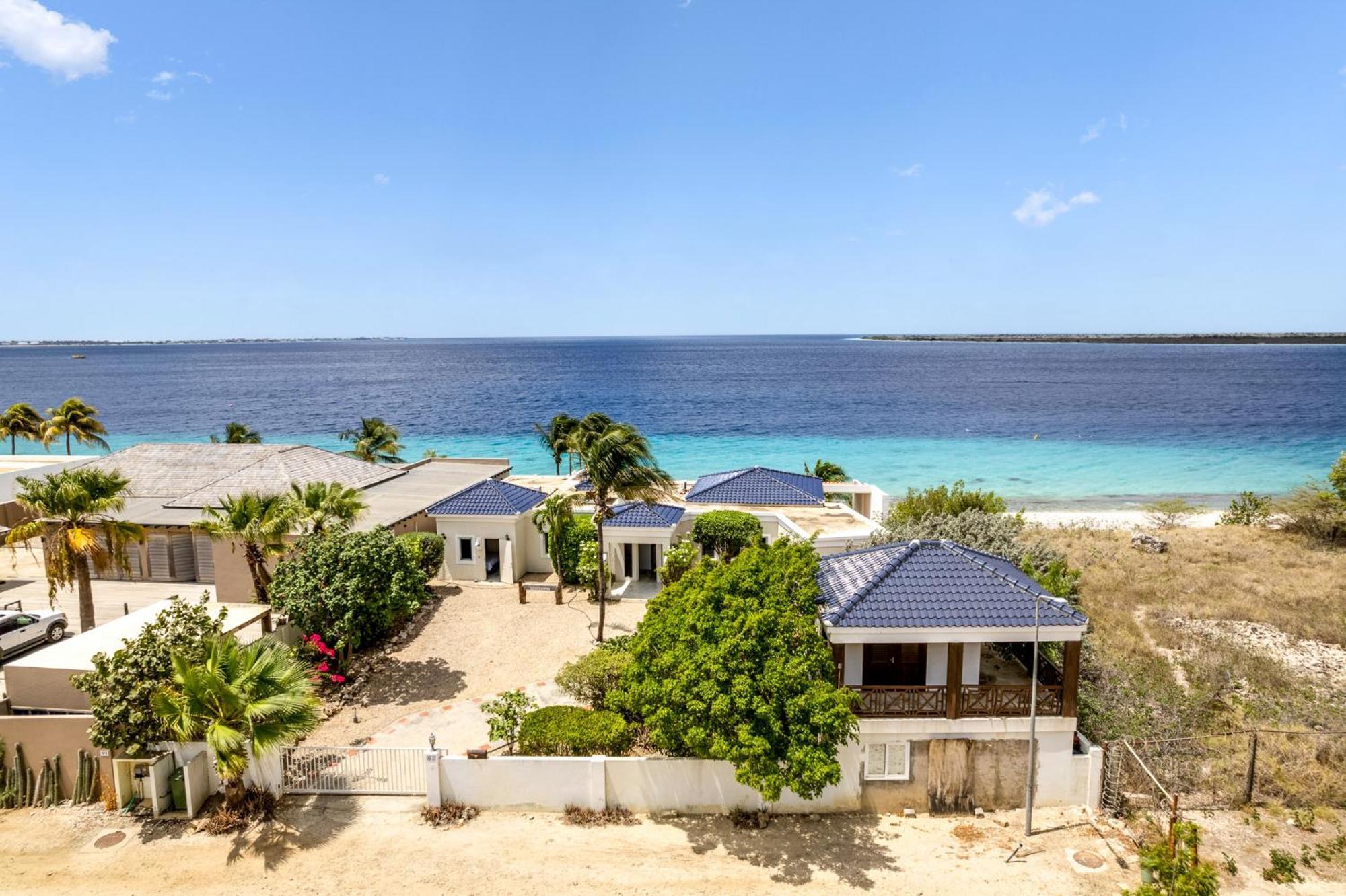 Oceanfront - Villa Port Of Call - Playa Exterior foto